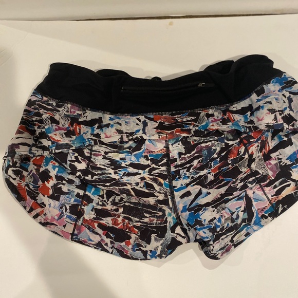 NWOT Rare lululemon jogging shorts athletic quick dry shorts size 10 black pink - Picture 2 of 10